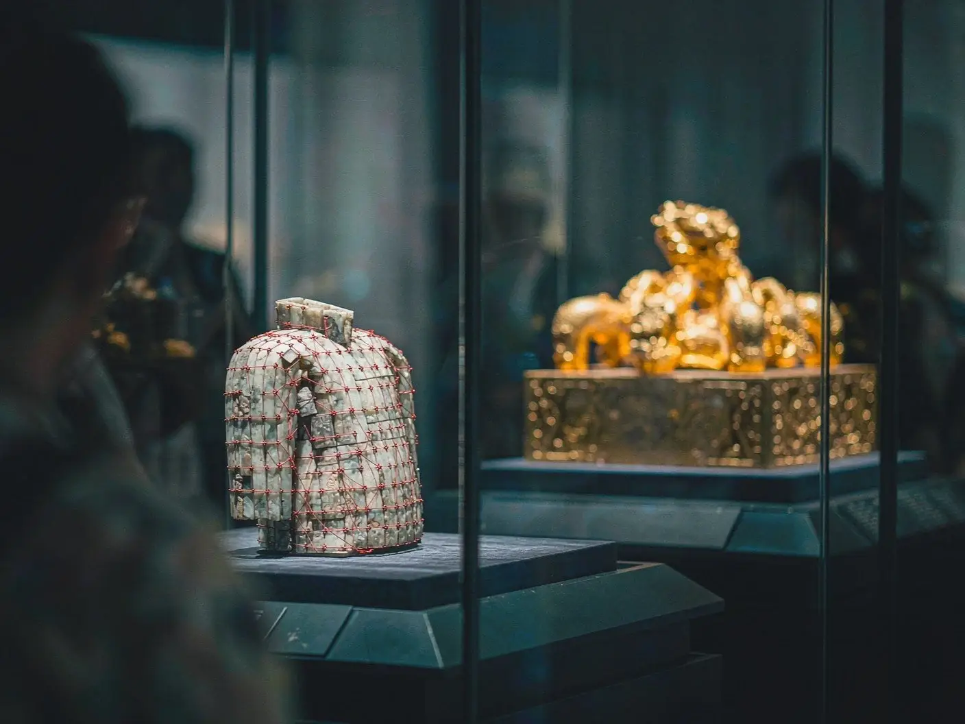 Nanyue King Museum tomb chamber and gold seal