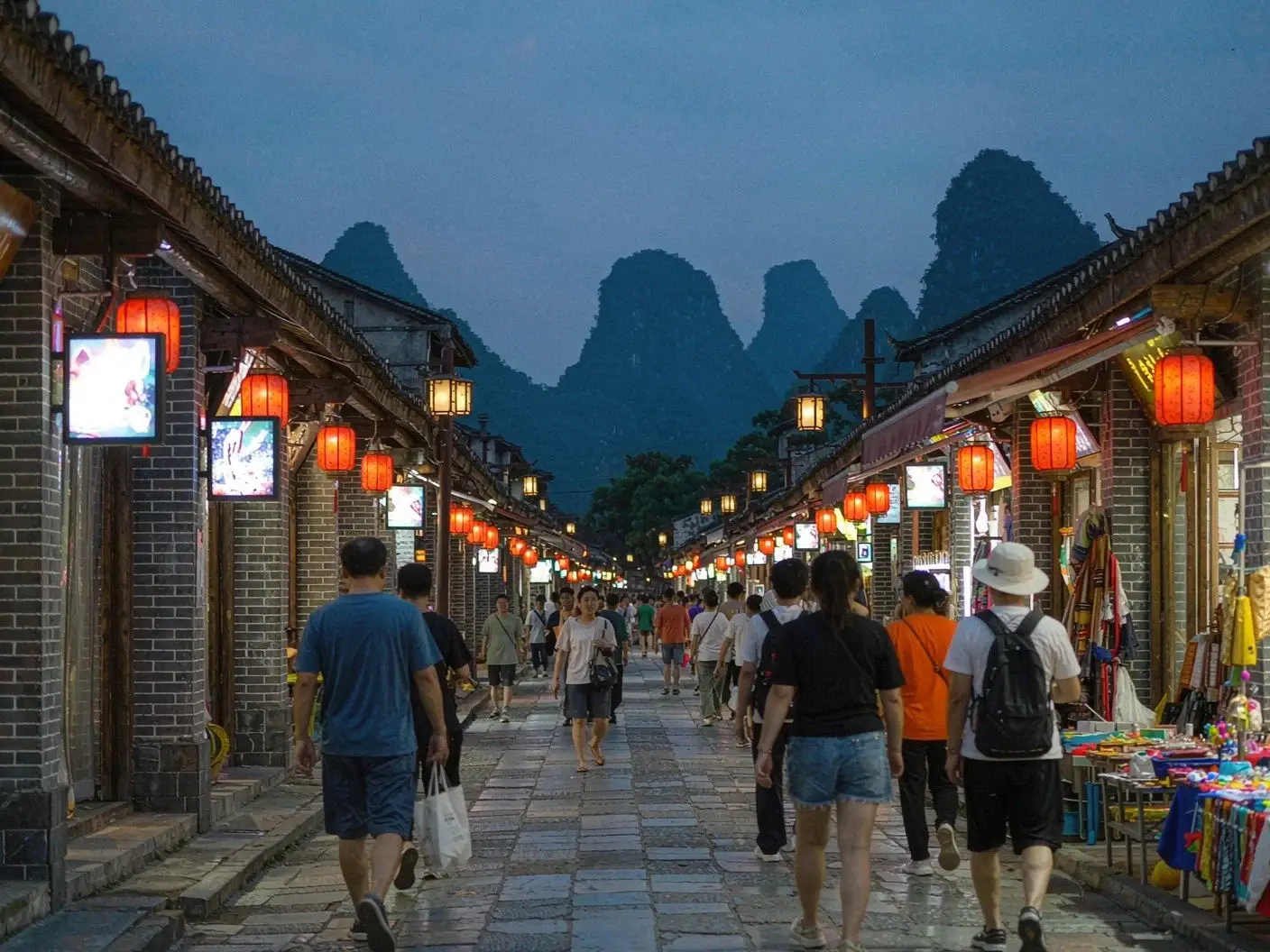 Yangshuo West Street and creative market