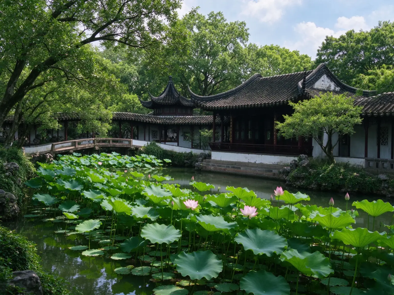 Humble Administrator's Garden water and pavilions