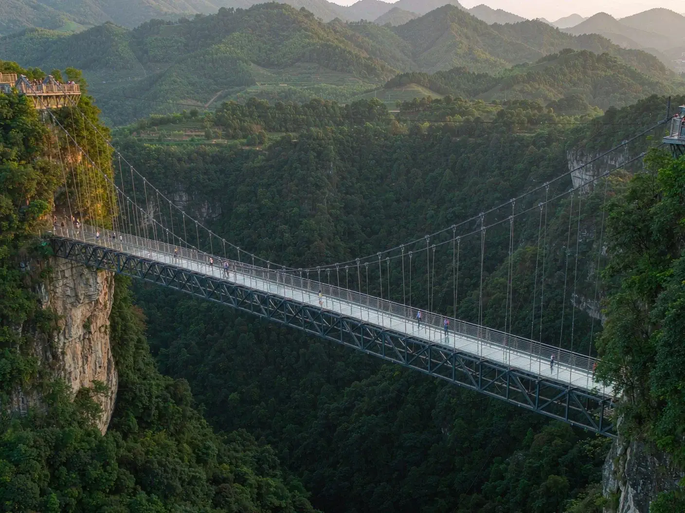 Zhangjiajie Grand Canyon glass bridge
