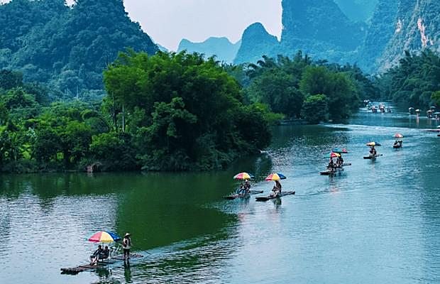 Bamboo rafts on the Yulong River in Guilin