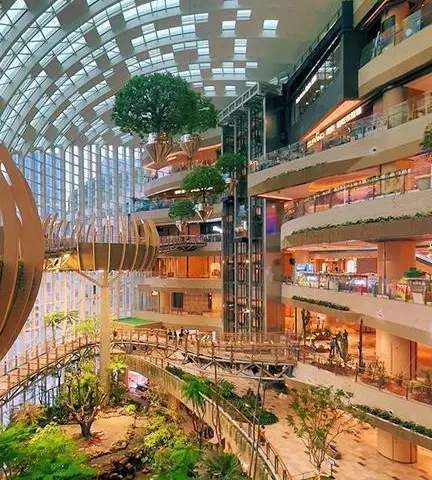 The Ring shopping park