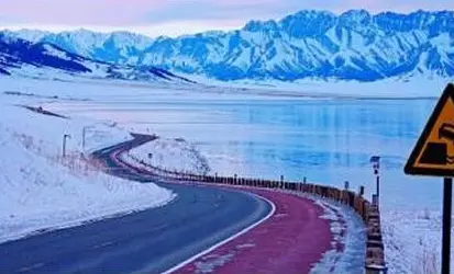 Winter road around Sayram Lake